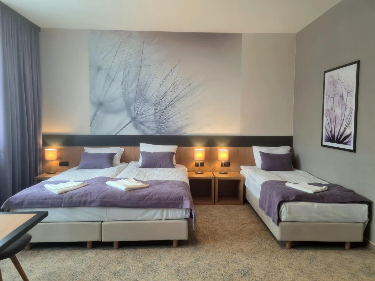 Hotel Port 2000 Torzym Luaran gambar