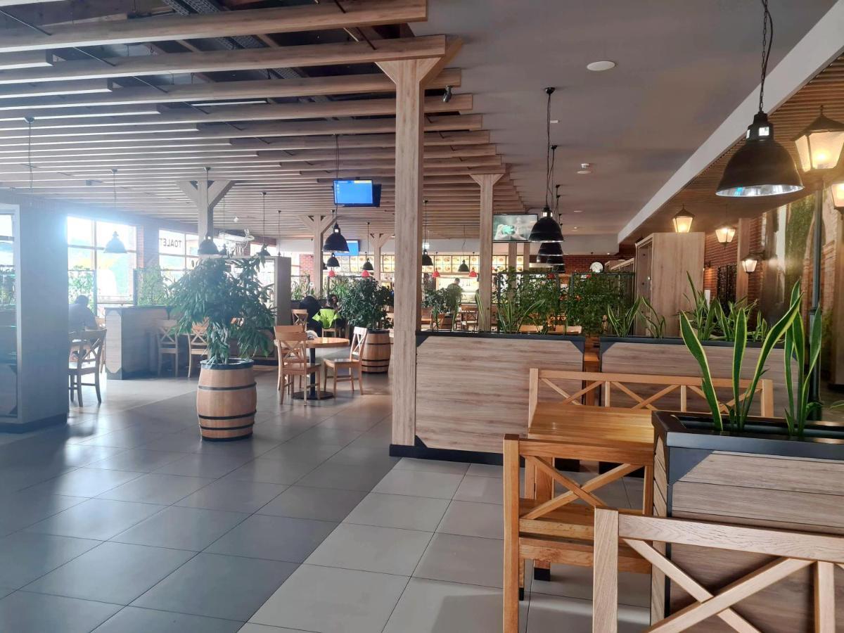 Hotel Port 2000 Torzym Luaran gambar