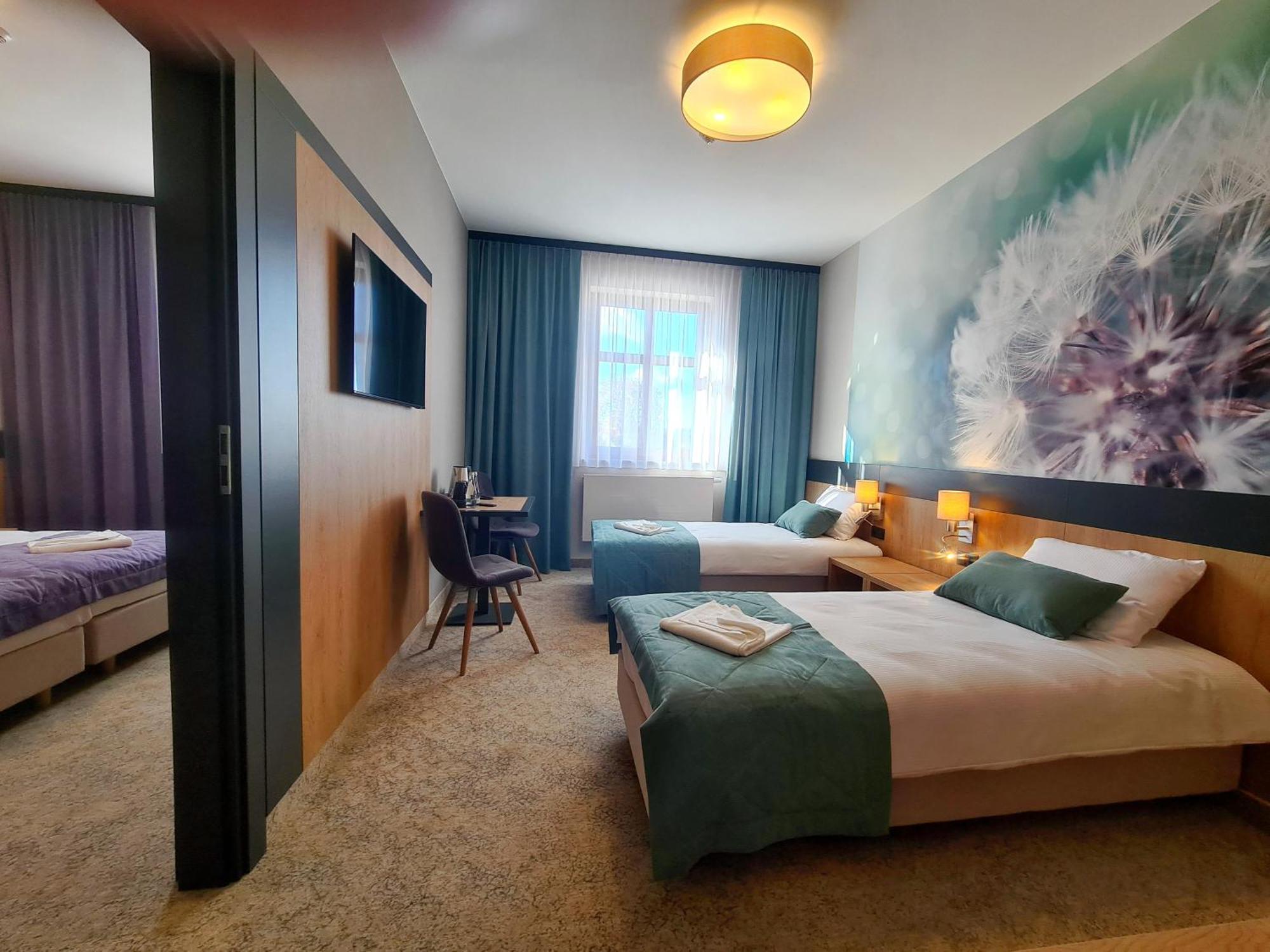 Hotel Port 2000 Torzym Luaran gambar